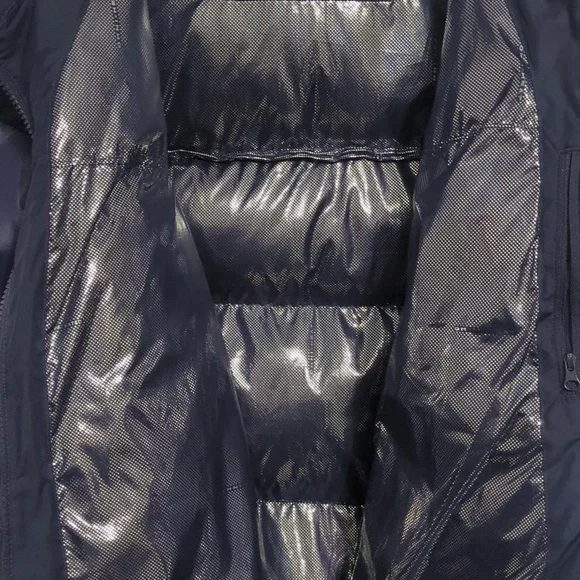 Columbia Women's Puffer Jacket - Picture 4 of 5